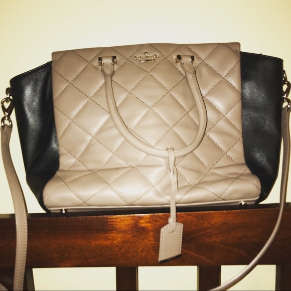 kate spade Handbags - ✨Kate Spade Medium Bag!🔥✨